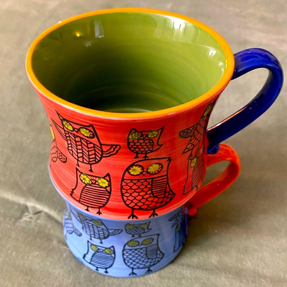 Pier 1 Imports Colorful Owl Design Stacking Mugs set of 2   UBM